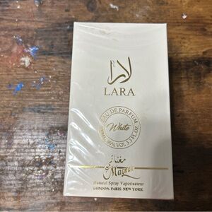 LARA Eau de Parfum in Cream